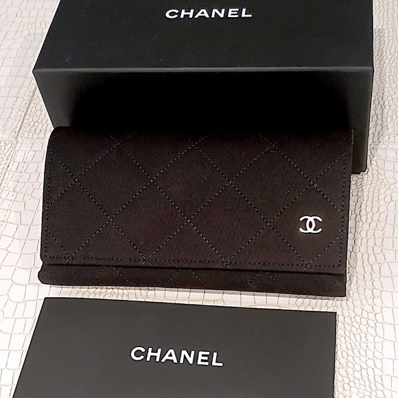 New Chanel 5435 C.501/6G Black/Gold, Grey Gradient Lens RECTANGLE SUNGLASSES . - Picture 13 of 16
